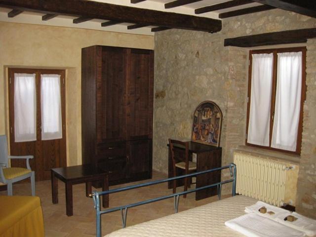 Il Casale Di Mario Villa Montecchio  Luaran gambar